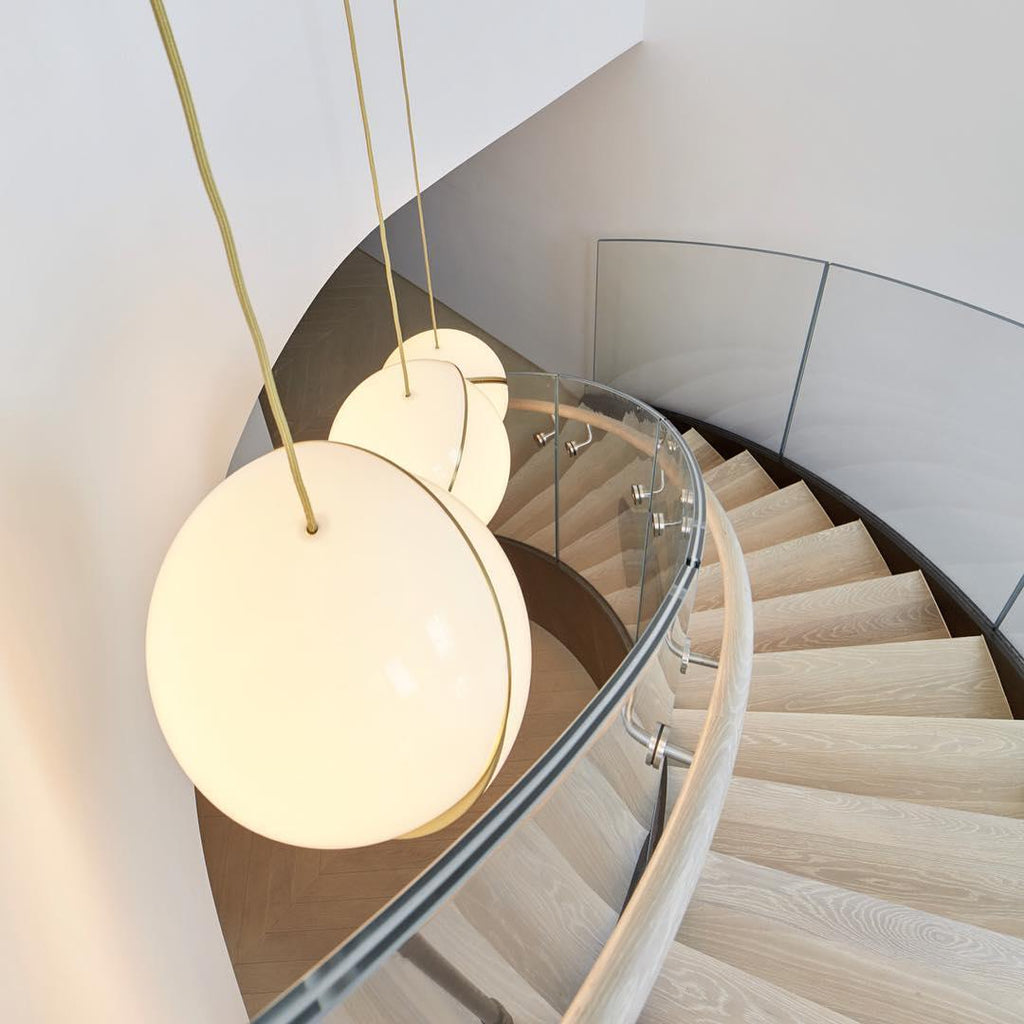 Lunara | Moon-Shaped Pendant Light | Vivrek