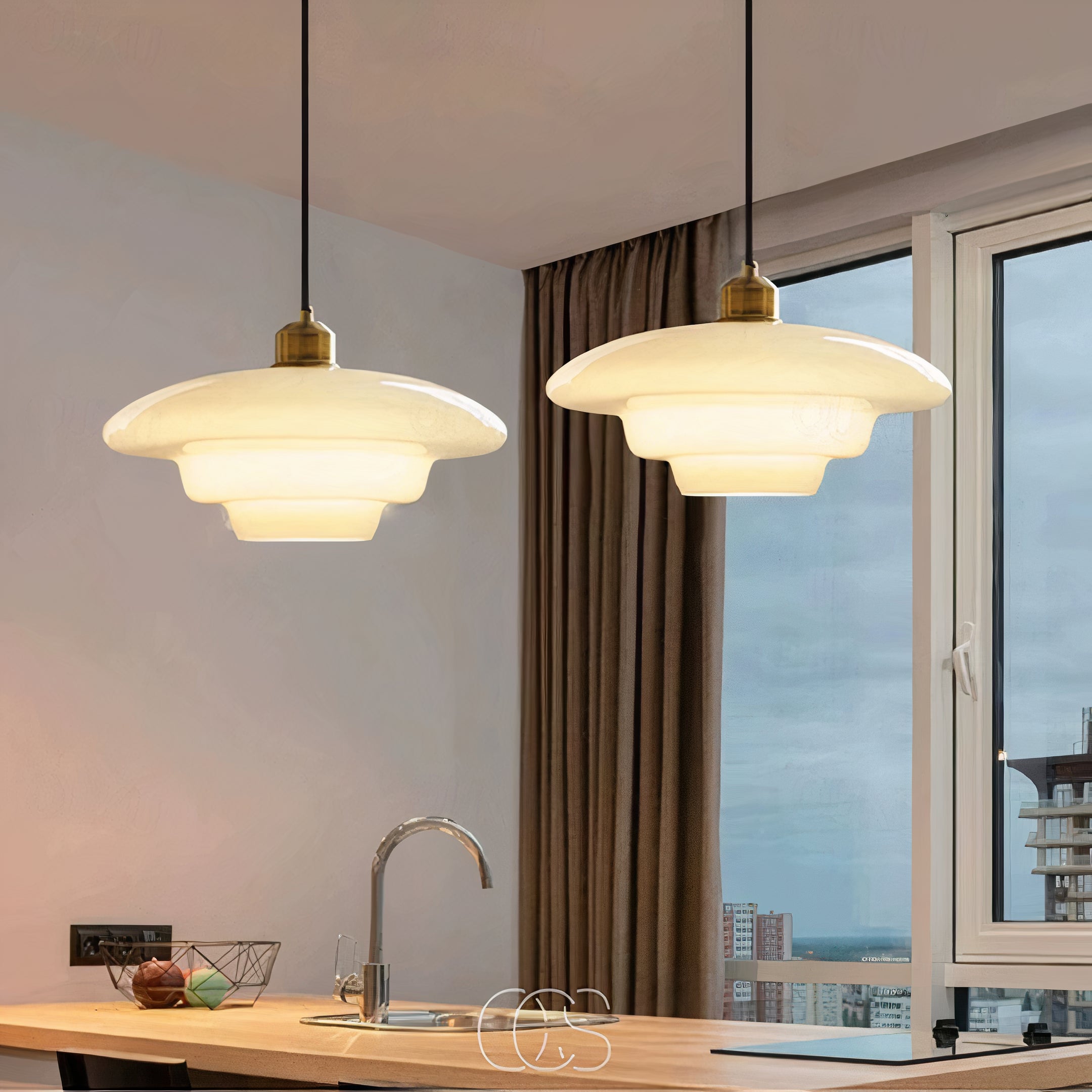 Vivrek - Perle pendant lamp - Brass & Glass