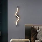 Vivrek - Lámpara de pared LED delgada - Aluminio negro