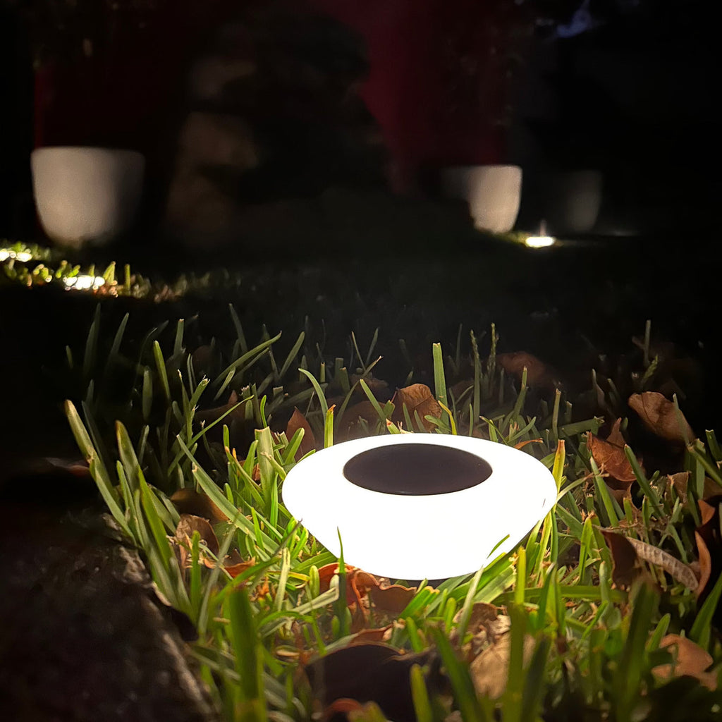 Vivrek - Iluminación Solar LED de Suelo - Impermeable IP65 - Duradera y Fácil