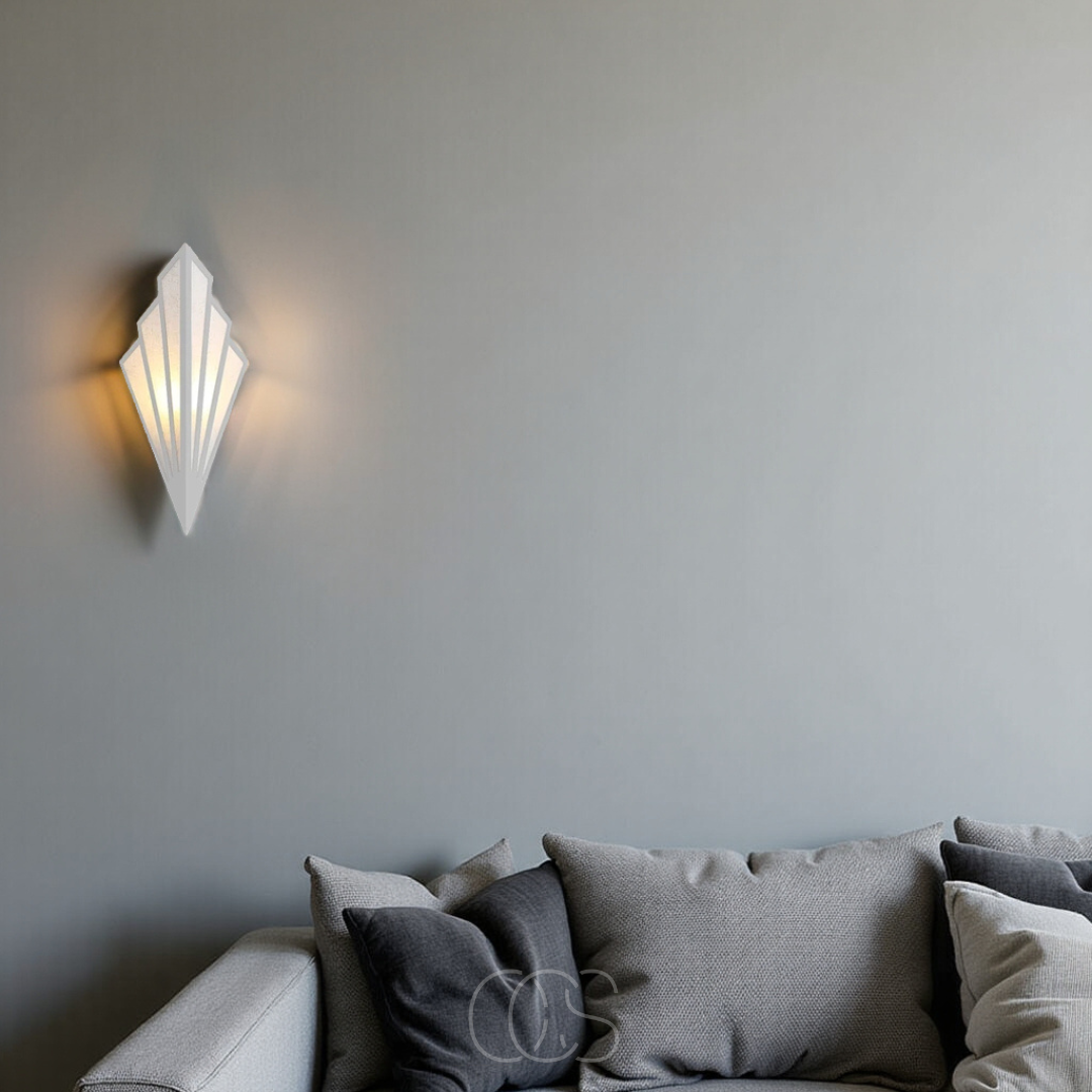 Vivrek - Wall lamp with geometric diamond design
