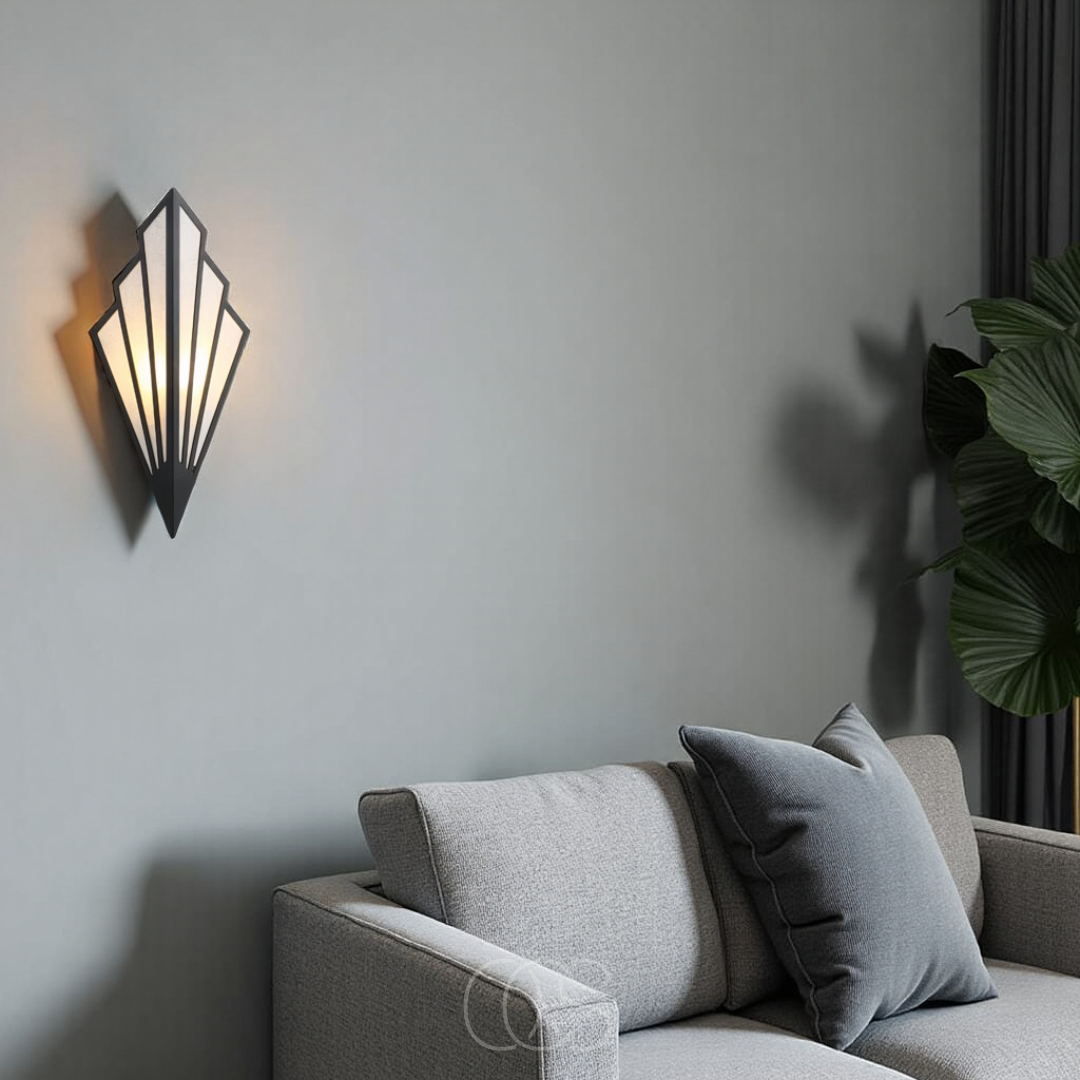 Vivrek - Wall lamp with geometric diamond design